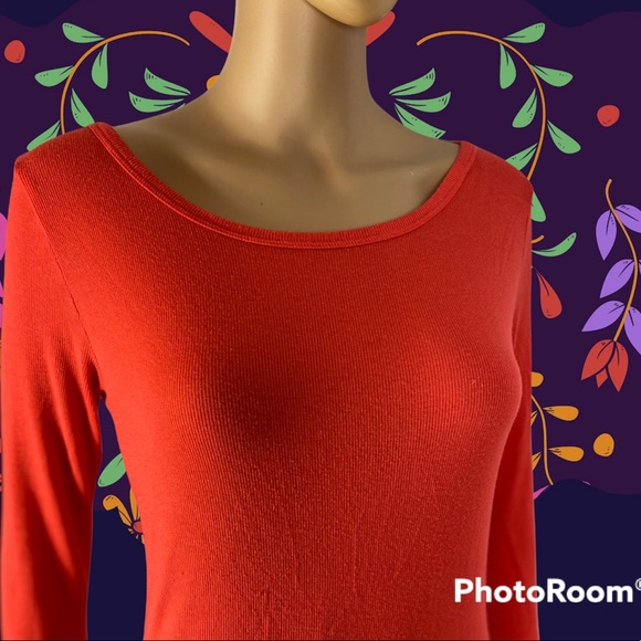 Victoria’s Secret orange/red knit dress with low cut back size Medium - Picture 4 of 7